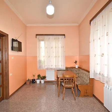 Homestay At City Center Yerevan Exterior photo